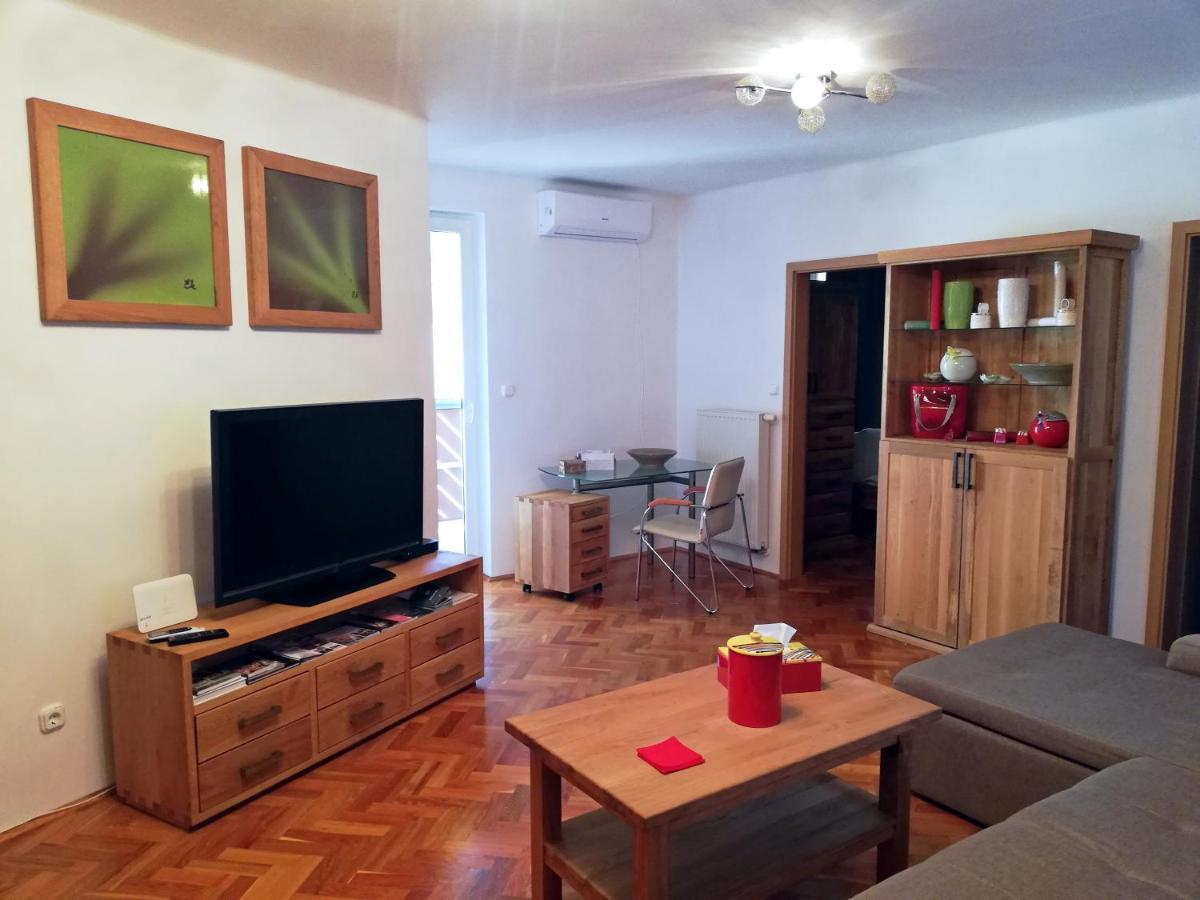 Keramikart-Wohnung ペーチ エクステリア 写真